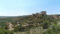 Panorama mit Dorf und Burg