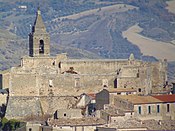 Castello Caracciolo - Tocco da Casauria.jpg