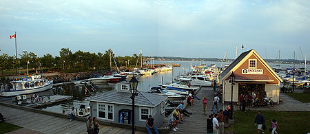 Fail:Charlottetown_quay.JPG