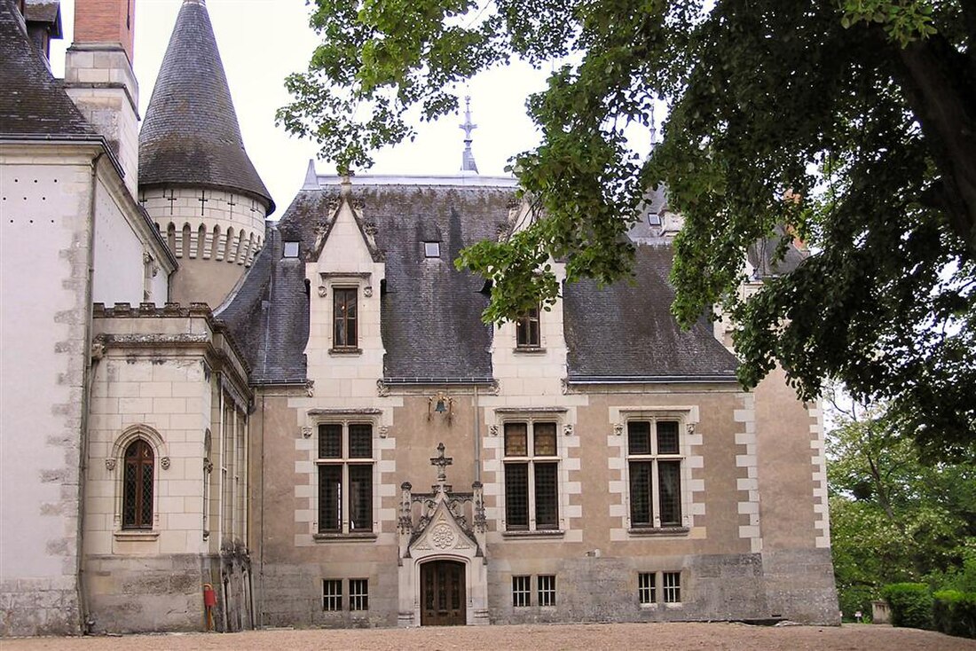 File:Chateau candé.JPG