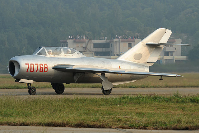 Shenyang J-5