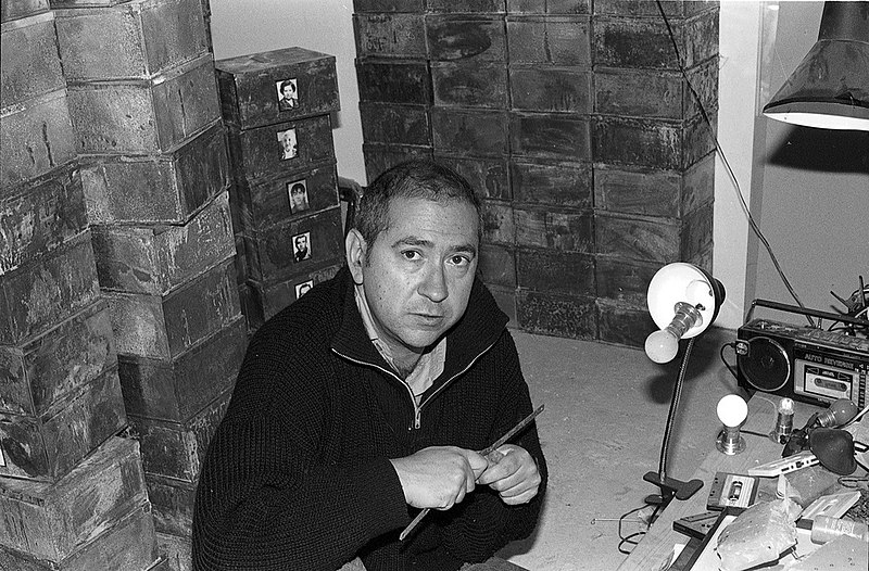 File:Christian-Boltanski (1).jpg