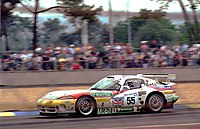 Der Chrysler Viper GTS-R mit dem Ni Amorim beim 24-Stunden-Rennen von Le Mans 1998 am Start war