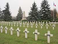 Cimetiere militaire Thionville.jpg