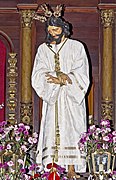 Nuestro Padre Jesús Cautivo, vestido con la túnica blanca.