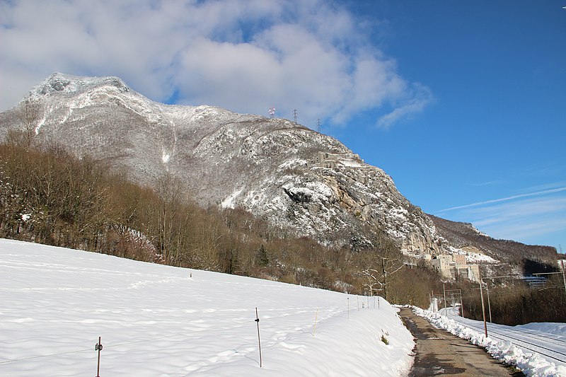 File:Crêt d'Eau - panoramio (1).jpg