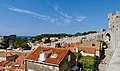 Croatie, Dubrovnik, Vue des remparts ouest à partir des remparts nord (46317675245).jpg
