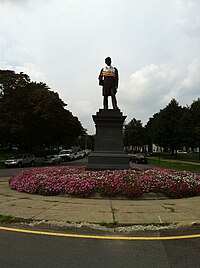 Marine Park at City Point David Farragut Statue.jpg