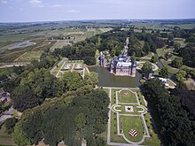 The castle seen from the air De Haar Castle Drone.jpg