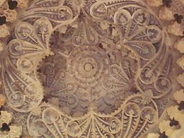 గుజరాత్ లో ఒక ఆలయంలో పైకప్పు