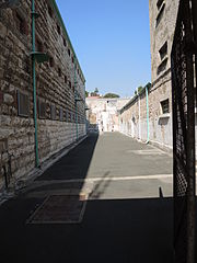 Path between New Division (left) and the Main Cell Block (right)