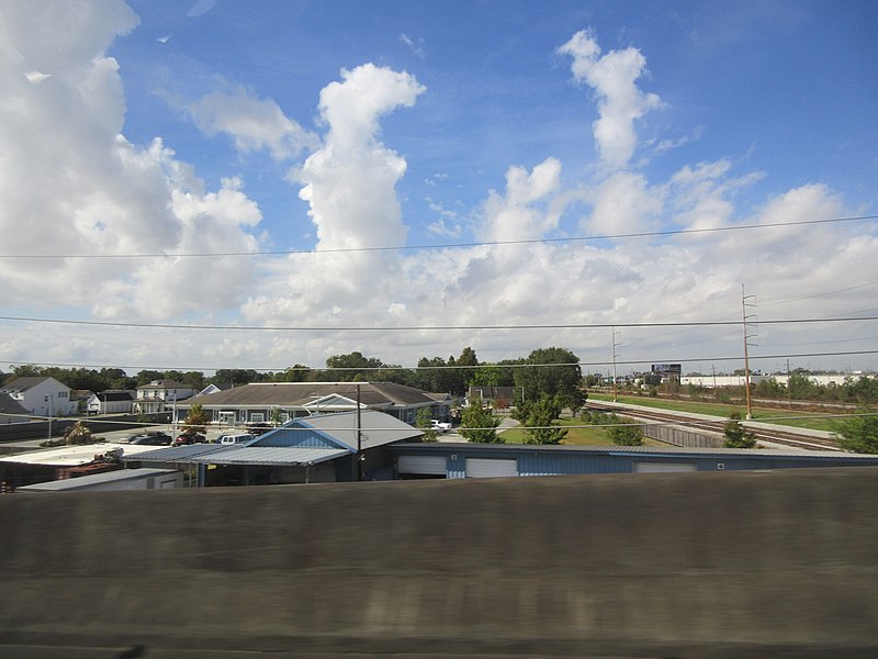 File:Earhart Offramp to Deckbar, Jefferson Parish, Louisiana Nov 2019 04.jpg