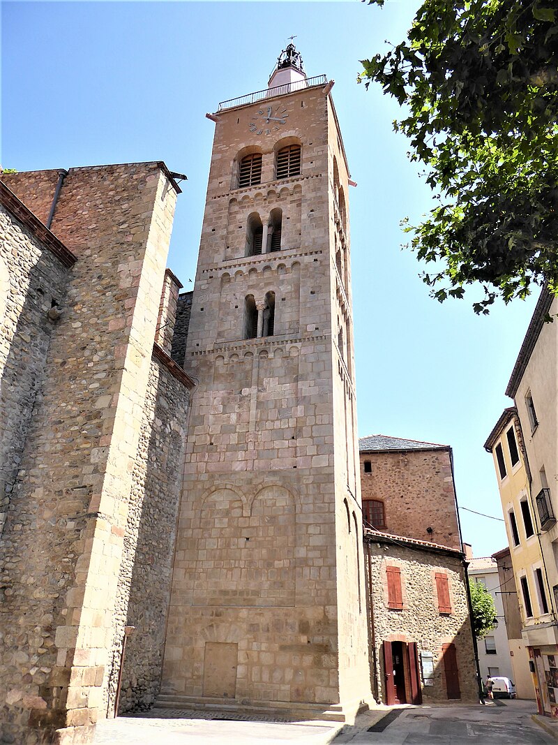 Le clocher roman et le campanile