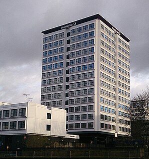 Elmbank Gardens human settlement in United Kingdom