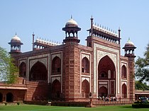 Taj Mahal: De Mogols, Shah Jahan en Mumtaz Mahal, De bouw van de Taj Mahal