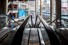 Escalator In Terminal 21 Bangkok (212014369).jpeg