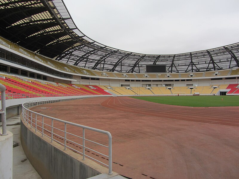 File:Estadio-11Nov-Luanda 03 linke-Seite-Bogen LWS-2011-08-NC 0991.jpg