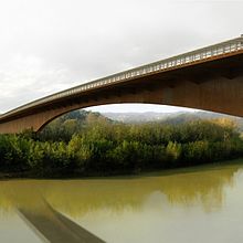Étude pour un pont sur le fleuve Arno en Italie