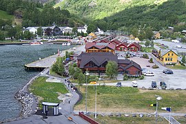 Bến cảng và ga xe lửa Flåm