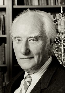 Francis Crick 1995.jpg