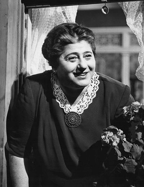 File:Gertrude Berg The Goldbergs 1951.JPG