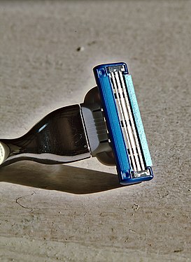 Blade of a Gillette Mach 3 Turbo razor