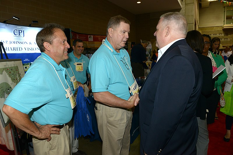 File:Governor Tours MML Conference (27388909174).jpg