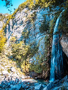 Grunas Wasserfall Theth