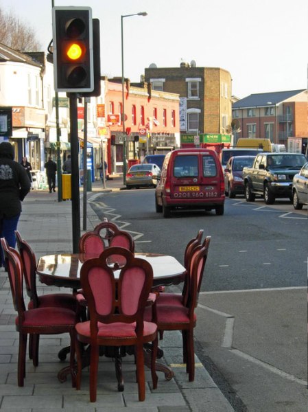 File:Harrow Road, Kensal Green - geograph.org.uk - 1140464.jpg