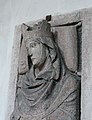 Ταφικό μνημείο για την 2η κόρη της Έμμα, σύζυγο του Λουδοβίκου Β΄ της Ανατολικής Φραγκίας.