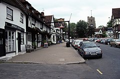 High Street, Pinner in 1991.jpg