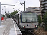 Station Hofplein als eindpunt van RandstadRail Erasmuslijn met een metro; 21 augustus 2007.