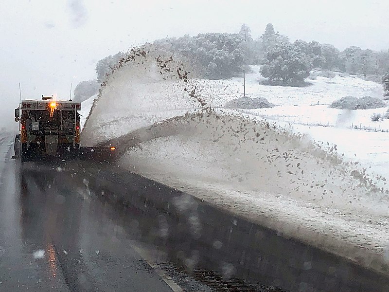 File:I-5 northbound at Blackwell Hill SW Oregon (47223233491).jpg