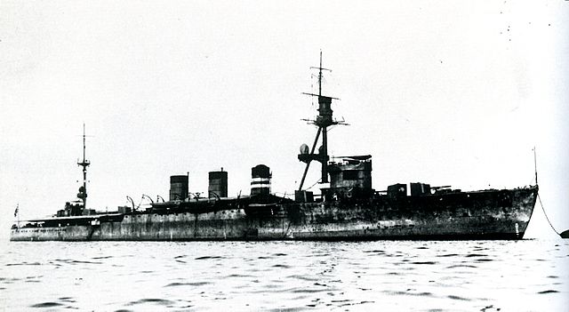 Ōi in 1923 at Kure Harbor, Hiroshima