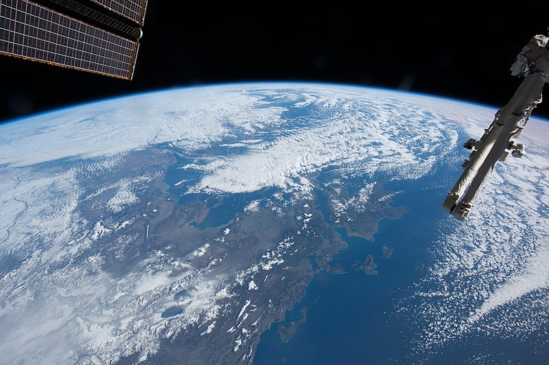 File:ISS042-E-101931 - View of Earth.jpg