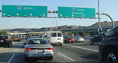 Rozjazd I-805 z I-5 w dzielnicy San Diego, Sorrento Valley