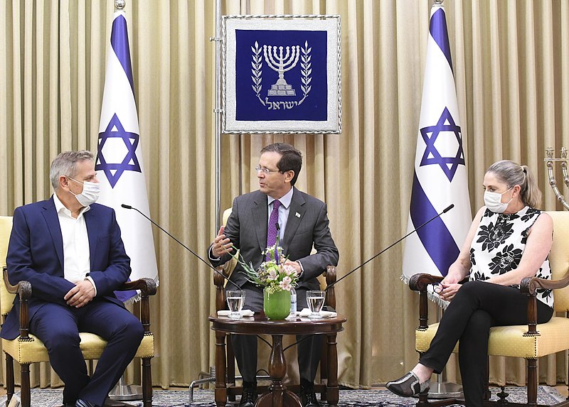 File:Isaac Herzog, Michal Herzog and Nitzan Horowitz, August 2021 (2841).jpg