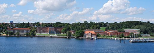 Bygninger for Landtag (delstatsforsamlingen) og Landesregierung (delstatsregjeringen) for Schleswig-Holstein