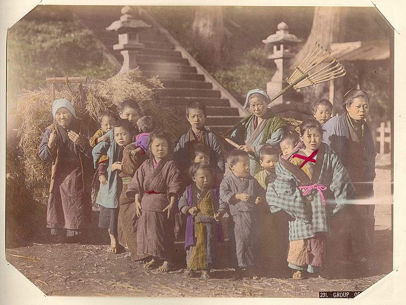 File:Kusakabe Kimbei - -231 Group of Children.jpg