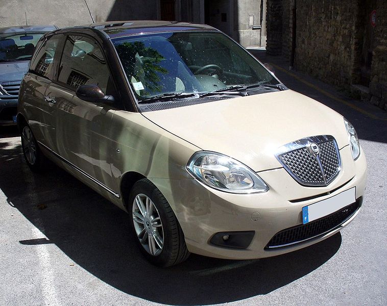 File:Lancia Ypsilon Facelift.JPG