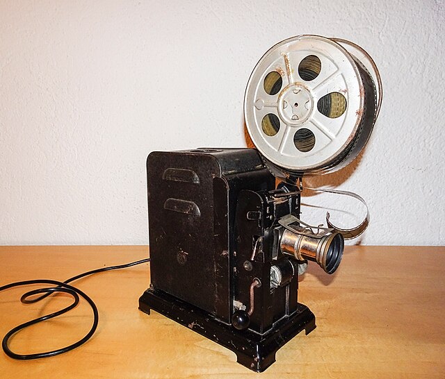 Movie projector - Wikiwand