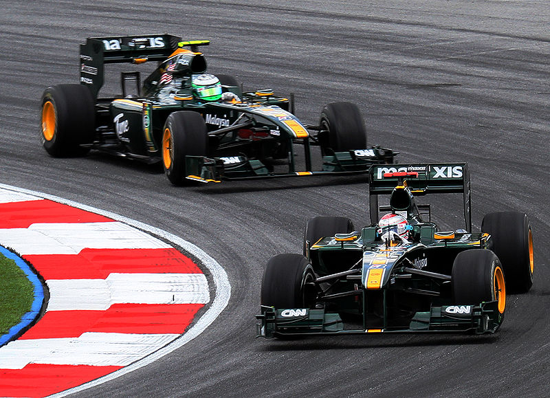 File:Lotus duo 2010 Malaysia Free Practice 3.jpg