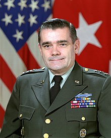 Letnan Jenderal Robert L. Schweitzer, USA.jpg