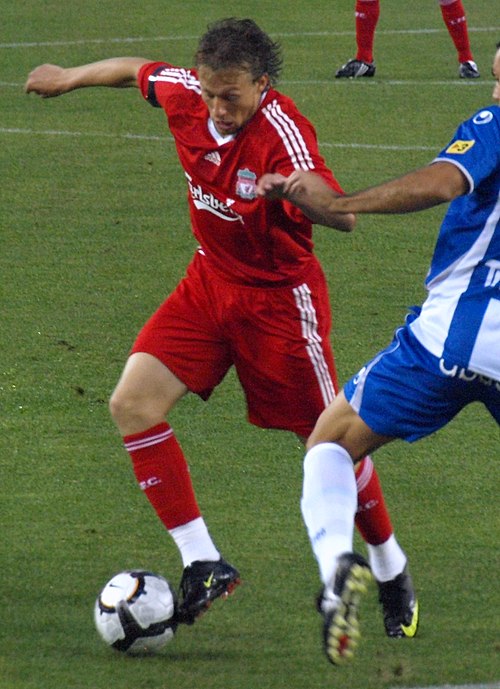 Lucas playing for Liverpool in 2009