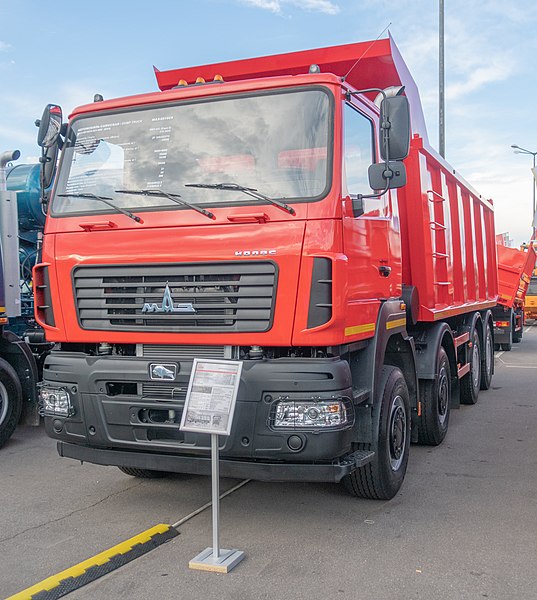 File:MAZ-6516C9 dump truck (01).jpg