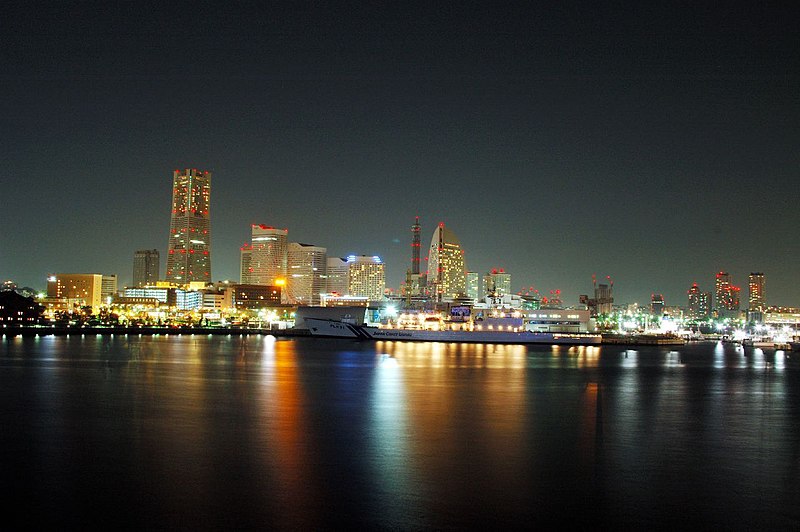 File:Minato Mirai at night.jpg