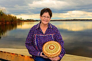 <span class="mw-page-title-main">Molly Neptune Parker</span> American basketweaver (1939–2020)