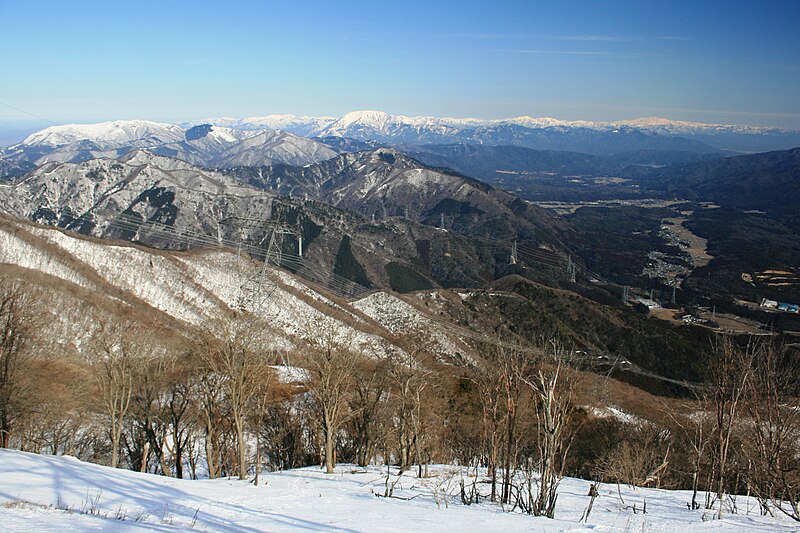 File:Mount Ibuki from Mount Fujiwara.jpg