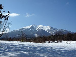 Гора Івакі взимку