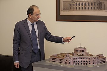 Narek Sarkissian (2).jpg